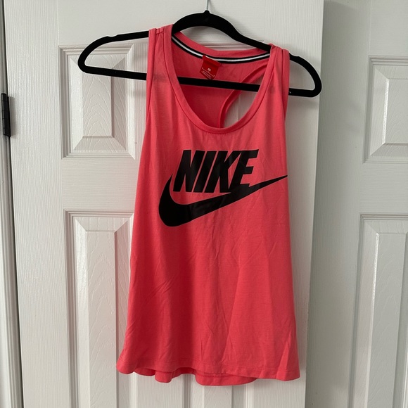 Nike Racer Back Tank Top. Size Medium, Coral - Picture 1 of 2